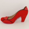 Escarpins en daim rouge