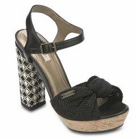 P&eacute;p&eacute; Jeans sandales